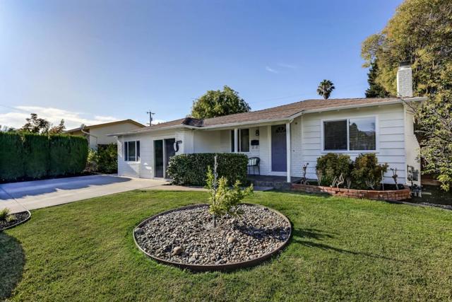 7433 Rollingdell Drive, Cupertino CA: https://media.crmls.org/mediaz/7e570e63-7346-40cb-9142-b96803ab9a0e.jpg