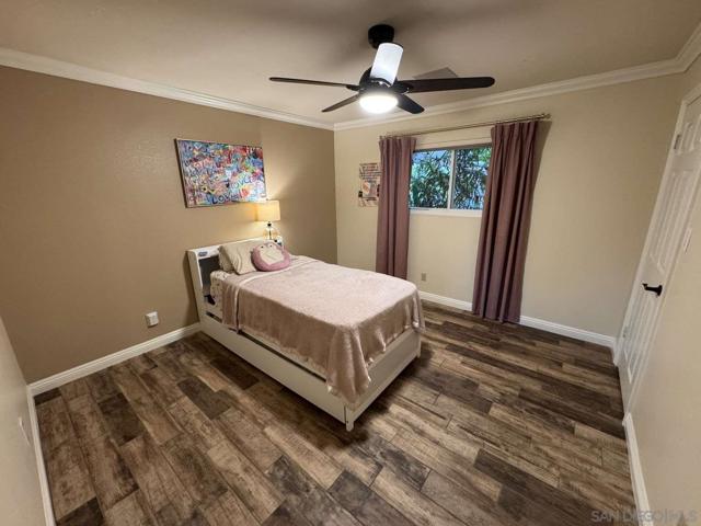 5553 Scenic View Dr, Yorba Linda CA: https://media.crmls.org/mediaz/7e577b99-12c4-449c-ad37-8d7d4aa836dc.jpg