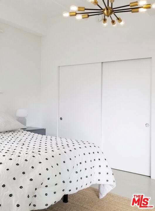 849 S Broadway, Los Angeles CA: https://media.crmls.org/mediaz/7e57cfa5-46aa-4ee8-96e3-457ec9fe444c.jpg