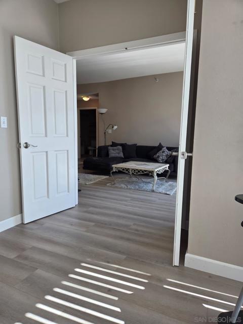 530 K St, San Diego CA: https://media.crmls.org/mediaz/7e584413-b514-4527-92ee-4145e4a46d54.jpg