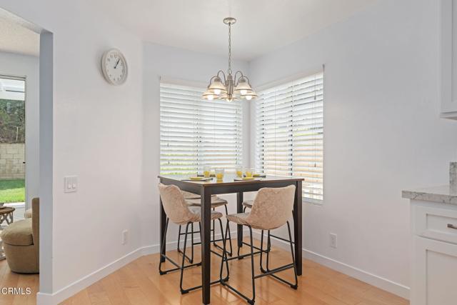Detail Gallery Image 13 of 25 For 11998 Bubbling Brook St, Moorpark,  CA 93021 - 4 Beds | 2/1 Baths