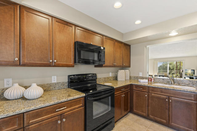 292 Desert Falls Drive E, Palm Desert, CA 92211