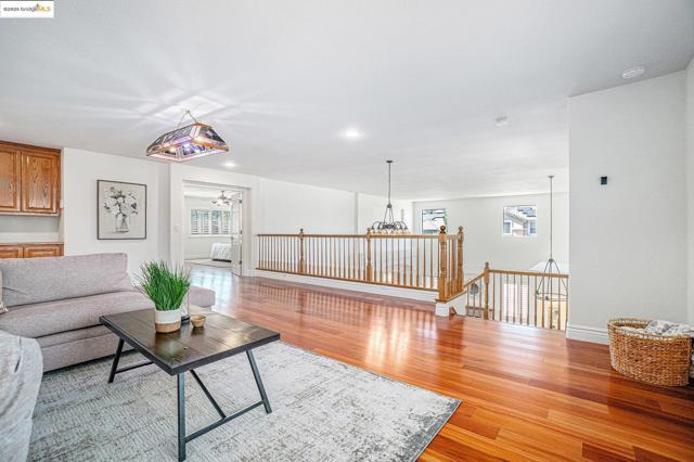 5235 Ramsdell Ct, Antioch CA: https://media.crmls.org/mediaz/7e5c1a9a-98ab-4d69-a7ee-7eca31ab5f95.jpg