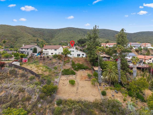 14471 Yukon St, San Diego CA: https://media.crmls.org/mediaz/7e5c4ce6-1d7b-49ee-b9d4-28d395743954.jpg