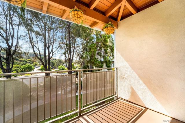 1760 S El Camino Real, Encinitas, California 92024, 2 Bedrooms Bedrooms, ,2 BathroomsBathrooms,Condominium,For Sale,S El Camino Real,240022858SD