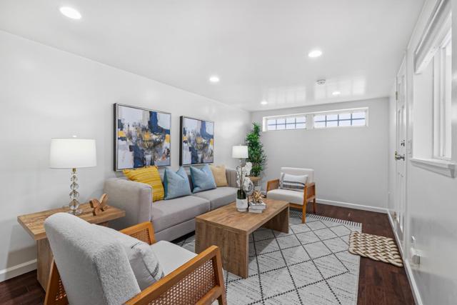 766 Nash Avenue, Menlo Park CA: https://media.crmls.org/mediaz/7e5d2dd2-1f5d-40e8-a08d-63f789f64400.jpg