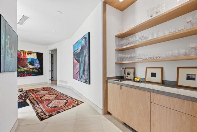 102 Waterford Circle, Rancho Mirage CA: https://media.crmls.org/mediaz/7e5d4317-44a6-43d3-bc0e-e8f9a67c49ac.jpg