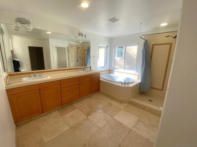 5517 Rabbit Ridge Road, San Diego CA: https://media.crmls.org/mediaz/7e5d6ca7-10e9-4042-9610-e91127863b10.jpg