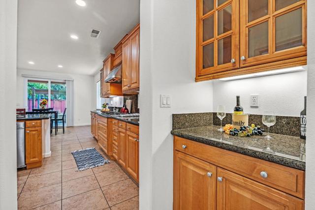 134 N Menlo Park Street, Mountain House CA: https://media.crmls.org/mediaz/7e5f94a1-0b6f-4048-9fa6-0d58408be56b.jpg