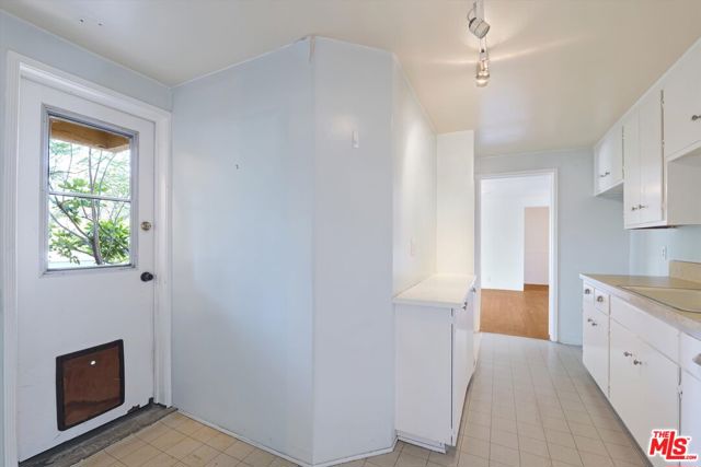 2461 McCready Avenue, Los Angeles CA: https://media.crmls.org/mediaz/7e5ff280-56bb-4526-abc0-9b5f82f7f111.jpg