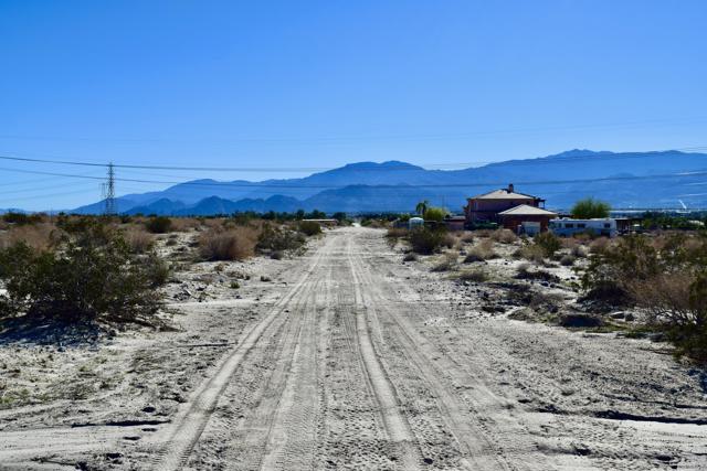0 Shadow Mountain Lane, Thousand Palms CA: https://media.crmls.org/mediaz/7e600a51-173f-4c3f-9fb8-5b9e26ce878a.jpg