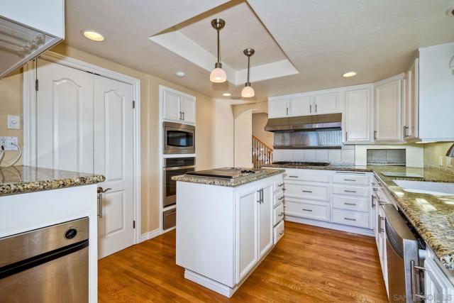 3728 Curtis St, San Diego, California 92106, 5 Bedrooms Bedrooms, ,3 BathroomsBathrooms,Single Family Residence,For Sale,Curtis St,250029170SD