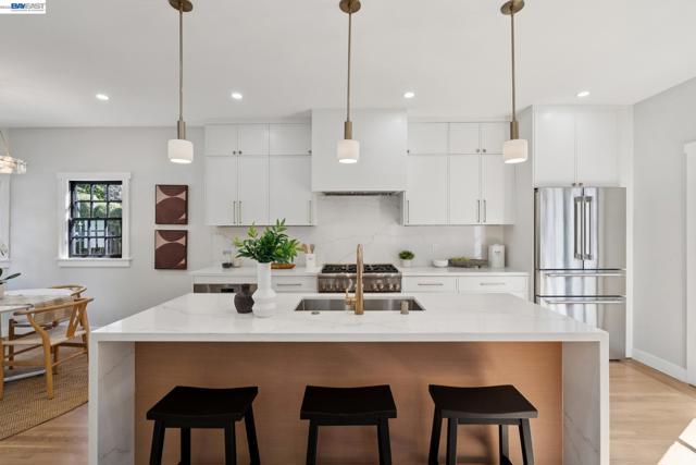 Image 10 of 45 For 800 Trestle Glen Rd