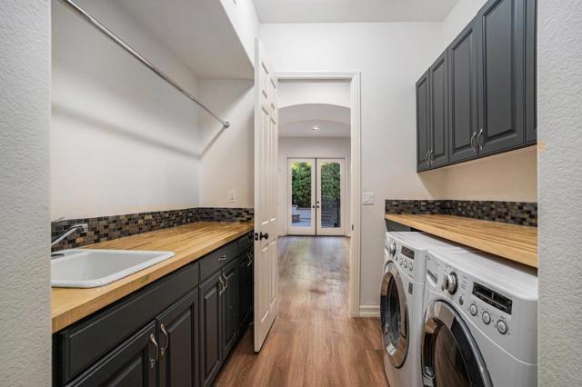 Image 49 of 60 For 817 Lynwood Drive