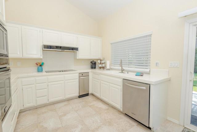 203 Wild Horse Drive, Palm Desert, CA 92211