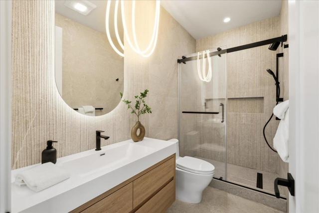 852 La Para Avenue, Palo Alto CA: https://media.crmls.org/mediaz/7e62e3fd-0966-4204-a592-b813e2b4f0a5.jpg