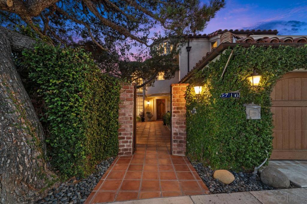 MLS #250037432SD image #6