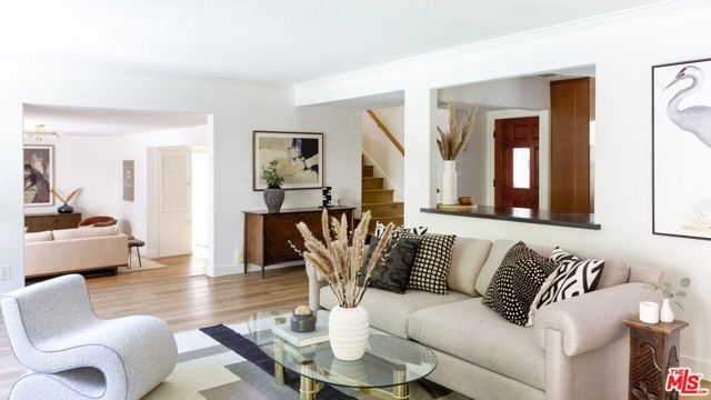 4061 Marchena Drive, Los Angeles CA: https://media.crmls.org/mediaz/7e634c7d-90c1-49bf-890a-47e7c3ad29b9.jpg