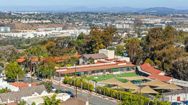 4194 Stephens, San Diego CA: https://media.crmls.org/mediaz/7e6384d8-90a3-407c-b7d4-bbc802f55b9b.jpg