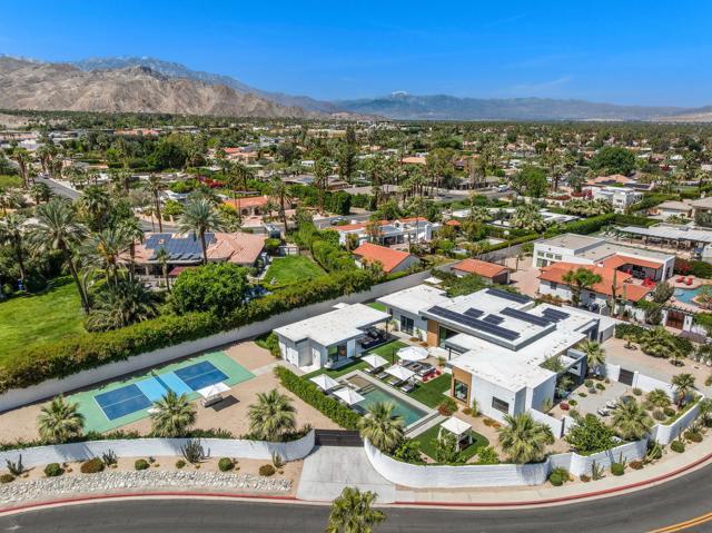43421 Joshua Road, Rancho Mirage CA: https://media.crmls.org/mediaz/7e63af8b-67b6-4d4e-ab7a-7e1e3c5f289c.jpg