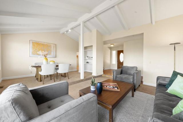 17101 Kruse Ranch Lane, Morgan Hill CA: https://media.crmls.org/mediaz/7e63b6f1-3b50-4e4c-99bb-45e07a909170.jpg