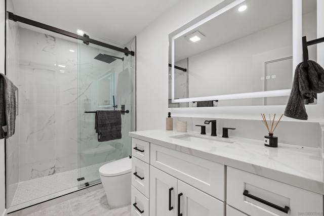 6555 Caminito Northland, La Jolla CA: https://media.crmls.org/mediaz/7e64966e-64ab-4062-9f14-d1ae2dccf286.jpg