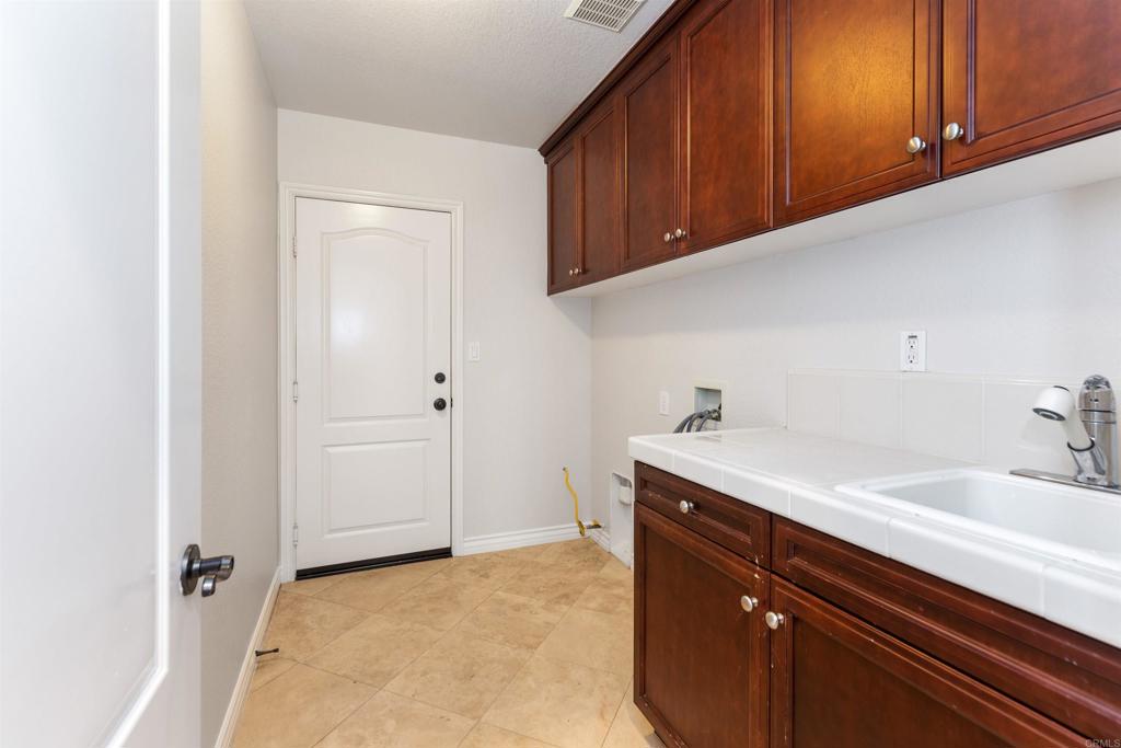 975 Baylor Drive - photo 15