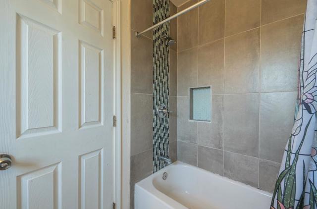 121 OAK Street, Salinas CA: https://media.crmls.org/mediaz/7e64be27-7498-485d-b3d5-7f15d24280fd.jpg