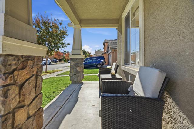 1332 Carneros Valley st, Chula Vista CA: https://media.crmls.org/mediaz/7e64d956-a8be-4bbd-b240-911da4532e29.jpg