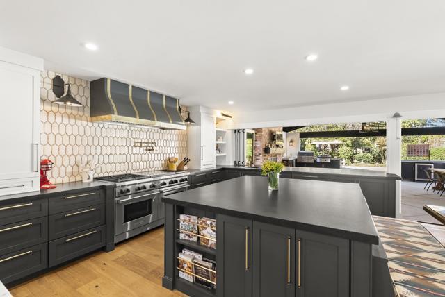 14224 Harrow Place, Poway CA: https://media.crmls.org/mediaz/7e65248f-569e-4a8a-9f53-06f2843ea4a0.jpg