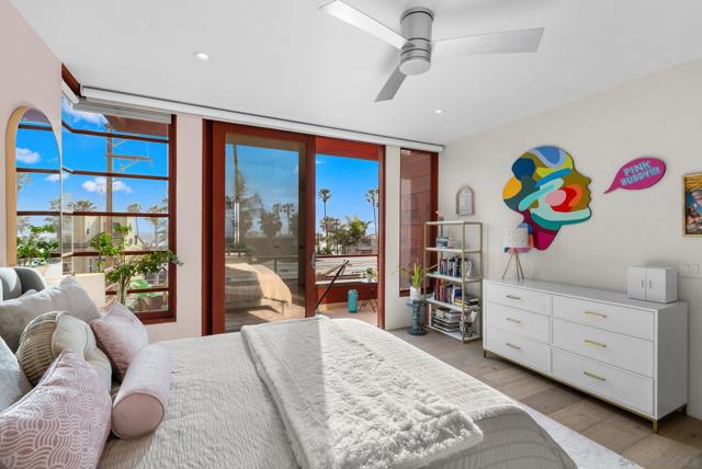 257 Playa Del Sur, La Jolla CA: https://media.crmls.org/mediaz/7e65cb75-b325-4c3a-9ceb-c35008d6b02b.jpg