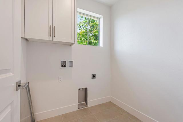 178 Oak Circle, Walnut Creek CA: https://media.crmls.org/mediaz/7e6683d2-75b9-4bc1-9d57-6582df5c4c95.jpg