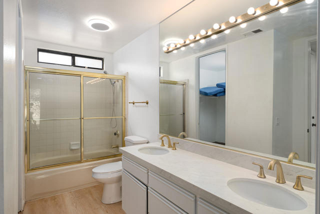 67564 Lagos Way, Cathedral City CA: https://media.crmls.org/mediaz/7e682392-4548-4188-8eba-bf9c24cfbc30.jpg