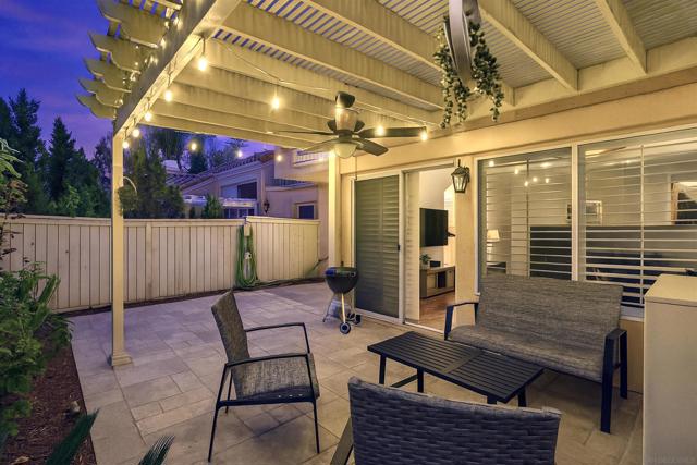 731 Edgewater Dr, Chula Vista CA: https://media.crmls.org/mediaz/7e693354-e66c-4e75-b448-37689a879871.jpg