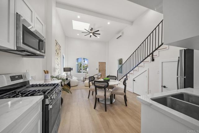 Image 61 of 72 For 711 Country Club Ln