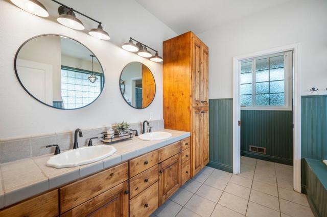 2760 Leavesley Road, Gilroy CA: https://media.crmls.org/mediaz/7e69c37e-53e4-449b-b35e-794ca7e48f15.jpg