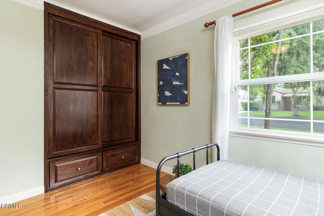 2250 Cooley Place, Pasadena CA: https://media.crmls.org/mediaz/7e6ab41c-eb97-4f7c-9fa7-e098e9267982.jpg