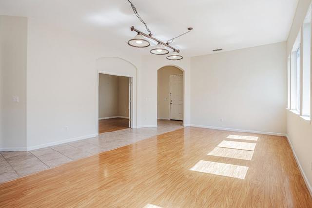 9712 Bovill Drive, Elk Grove CA: https://media.crmls.org/mediaz/7e6accc8-bfb4-4e0c-b2a7-786843543810.jpg