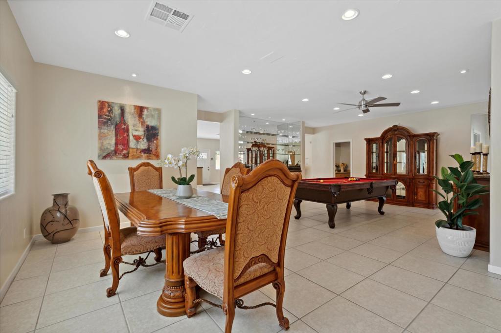 MLS #219128790DA image #2