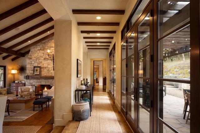 6 San Clemente Trail, Carmel CA: https://media.crmls.org/mediaz/7e6b7b00-ad44-49b8-94c5-294bdc1de63f.jpg