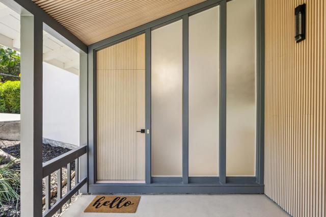 3706 Laurel Way, Redwood City CA: https://media.crmls.org/mediaz/7e6c3c1d-14c3-44e1-8f92-ab66986cf750.jpg