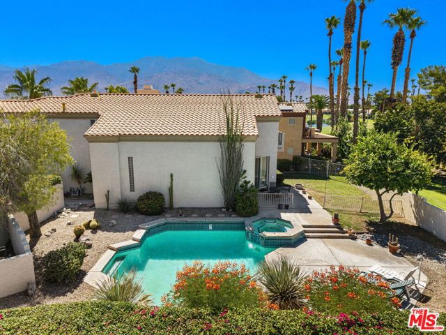 67954 S Trancas Drive, Cathedral City CA: https://media.crmls.org/mediaz/7e6c4cc4-e2ed-464e-a32e-5eaafcb825d8.jpg