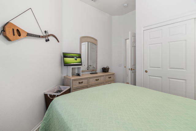 44591 S Heritage Palms Drive, Indio CA: https://media.crmls.org/mediaz/7e6caee6-bc11-4002-b6bb-1945bc4648d7.jpg