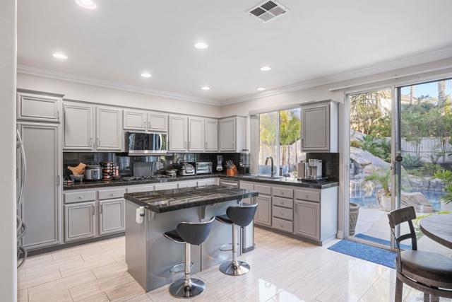 29487 Georgetown Ln, Temecula CA: https://media.crmls.org/mediaz/7e6d15d5-bcf7-493e-b7d1-7ef87b67af1d.jpg