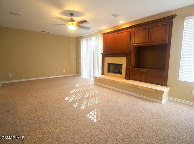 276 Chantilly Circle, Simi Valley CA: https://media.crmls.org/mediaz/7e6d4980-0330-49e8-a8aa-d1625ba45268.jpg
