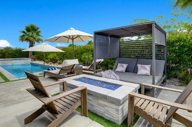 33 Magnum, Rancho Mirage, CA 92270