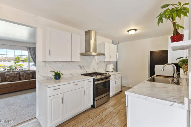 1515 N 6th Place, Port Hueneme CA: https://media.crmls.org/mediaz/7e6fb65e-73ae-43a0-b879-0e6b5bdd4bb3.jpg