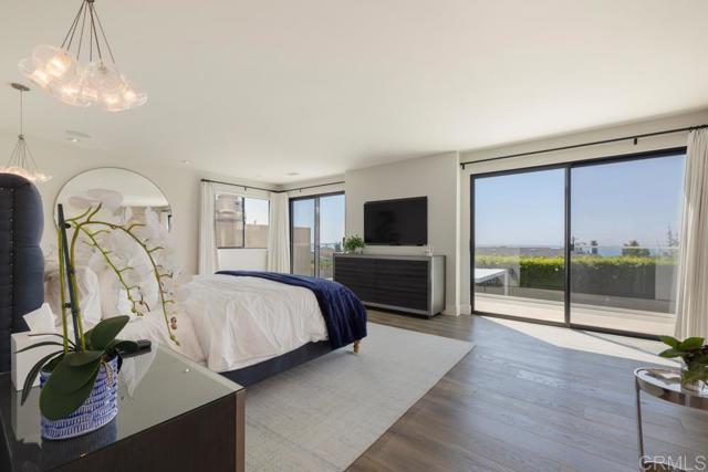 Detail Gallery Image 15 of 36 For 1632 Brahms Rd, Cardiff By The Sea,  CA 92007 - 4 Beds | 4 Baths