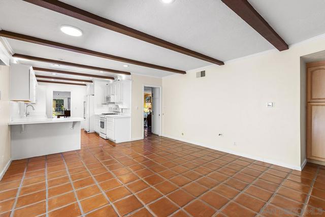13430 Sagewood Drive, Poway CA: https://media.crmls.org/mediaz/7e6fdc4b-7544-4455-a548-4f0a0b1c41b0.jpg