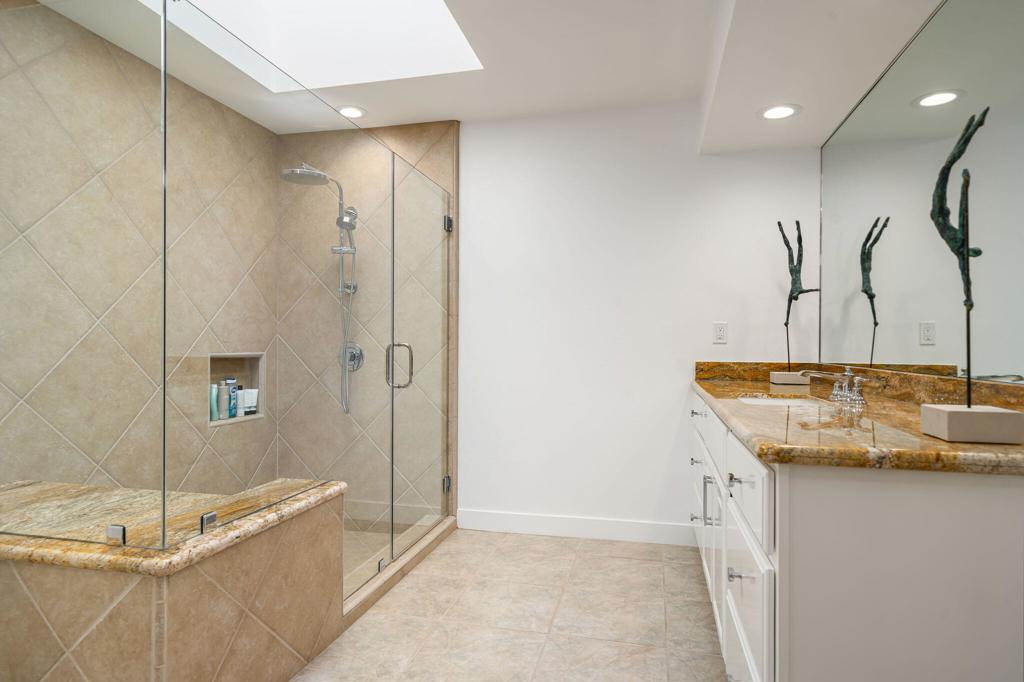 MLS #219138263DA image #21